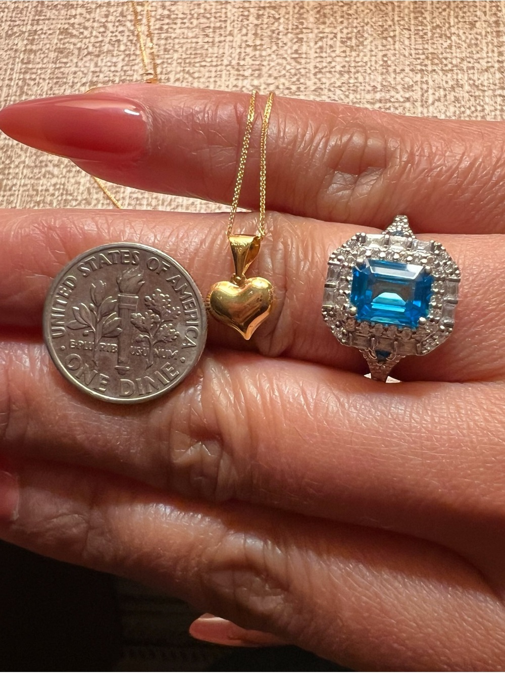 18k gold heart necklace - Picture 4 of 8